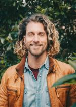 Matiu Bush headshot